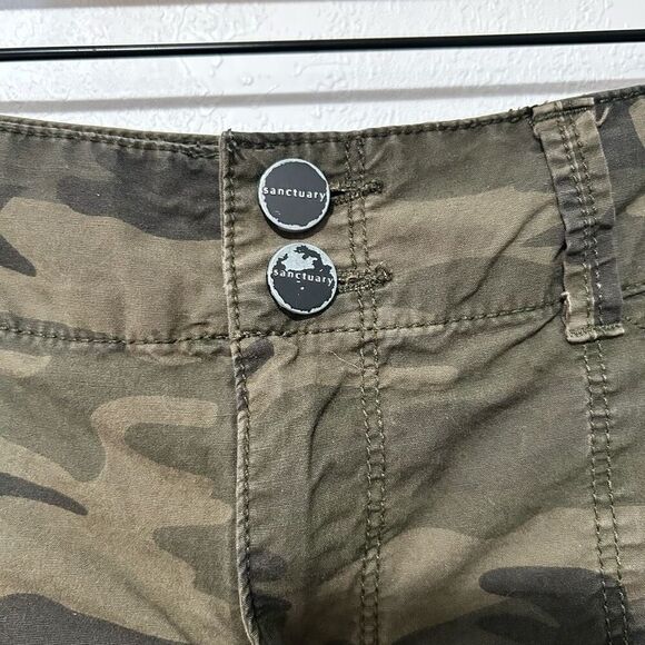 Sanctuary Anthropologie Terrain Cargo Pants Green Womens 27 Cropped Camo - Picture 3 of 8